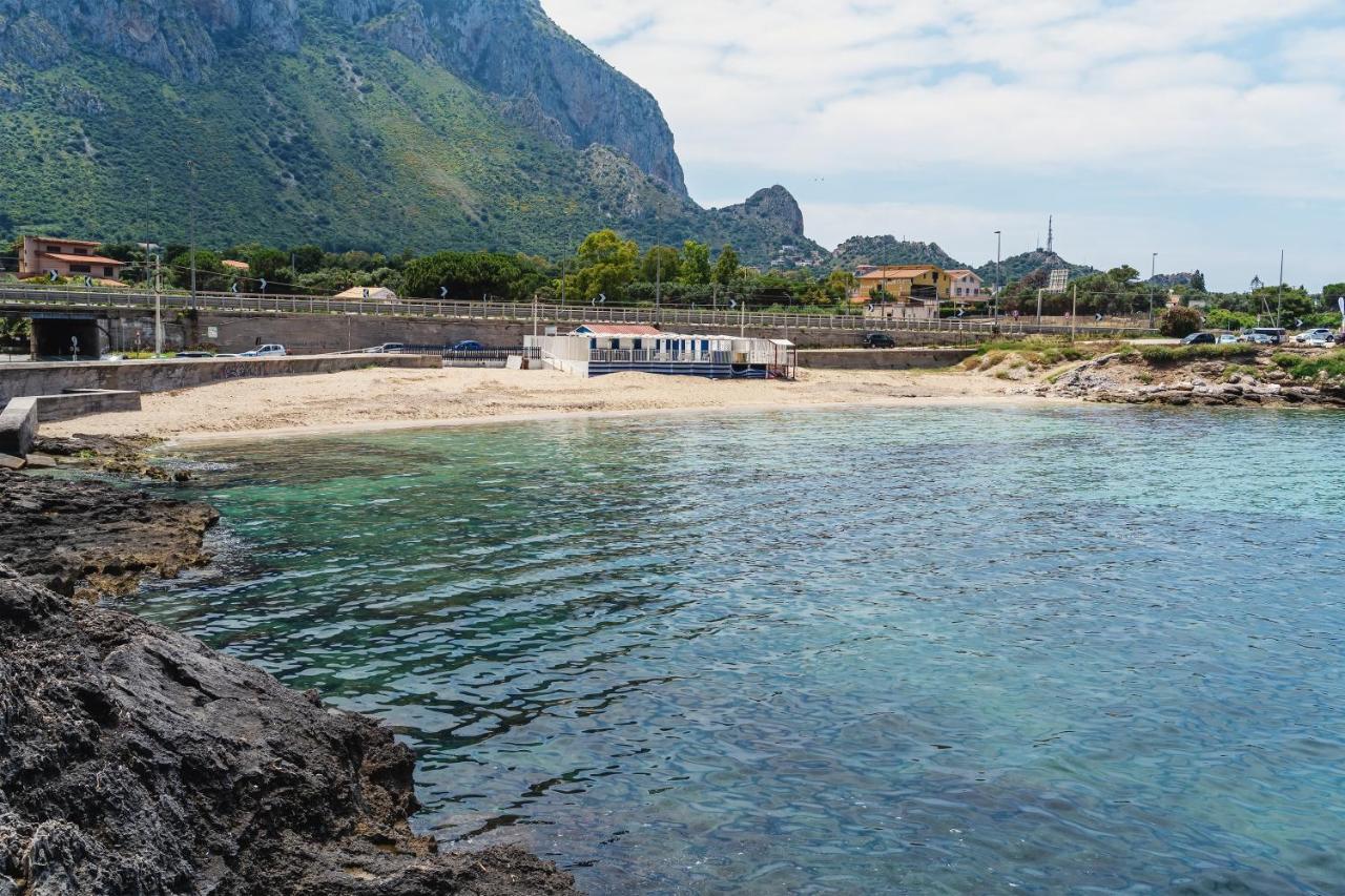 Airport Sicily Home Palermo 카리니 외부 사진
